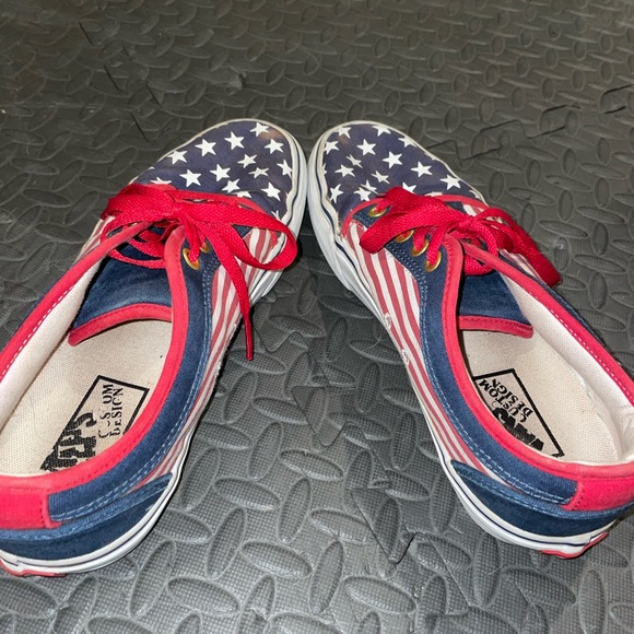 USA VANS - Picture 2 of 3